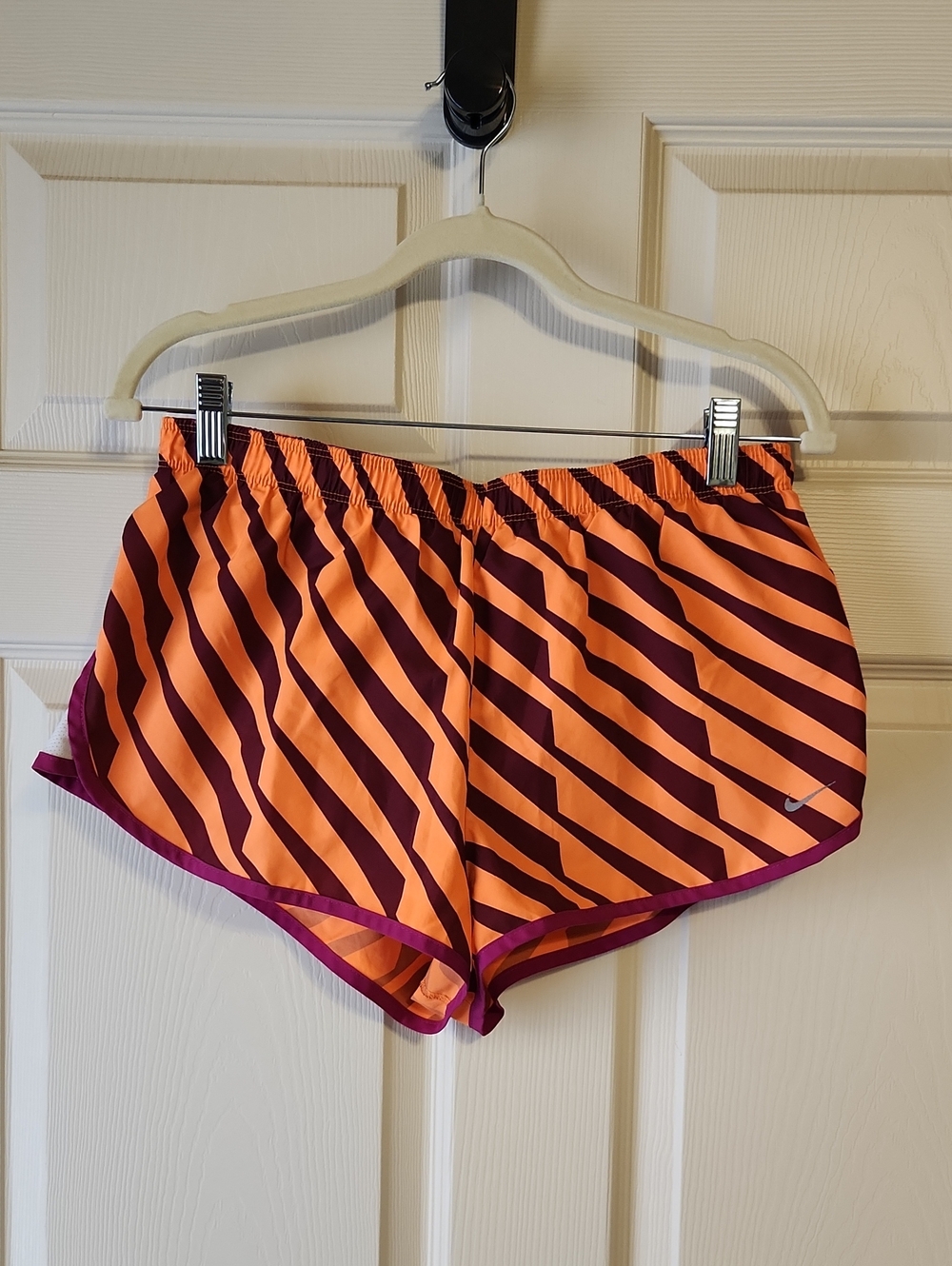 Nike Women’s Dri-Fit Running Shorts Size M